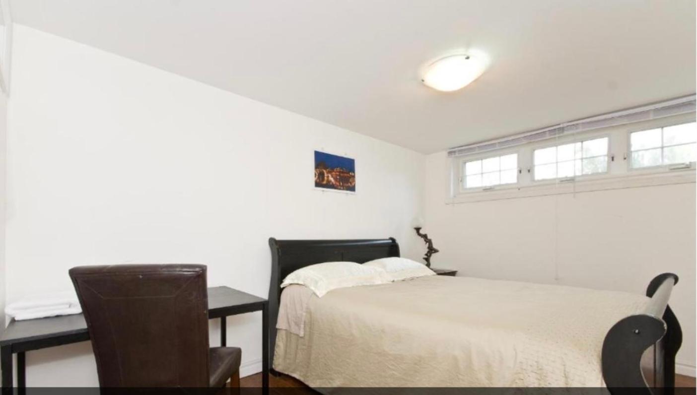 マーカム Private House Bed & Breakfast エクステリア 写真